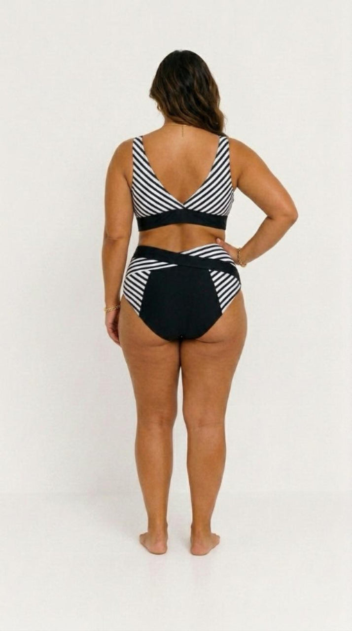 Bikini Cruzado de Rayas Estampado