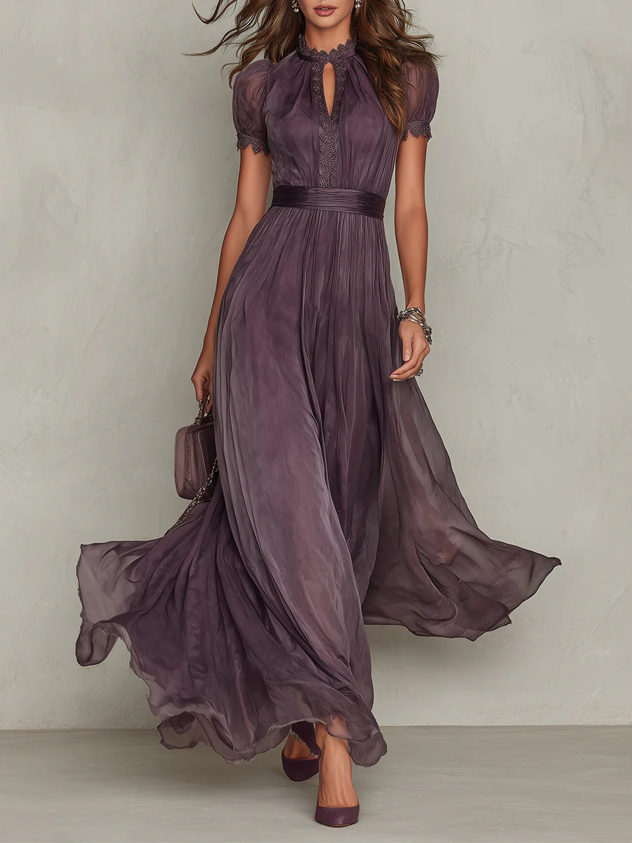 Flavia • Vestido largo violeta con escote en gota y borde de encaje de chifón